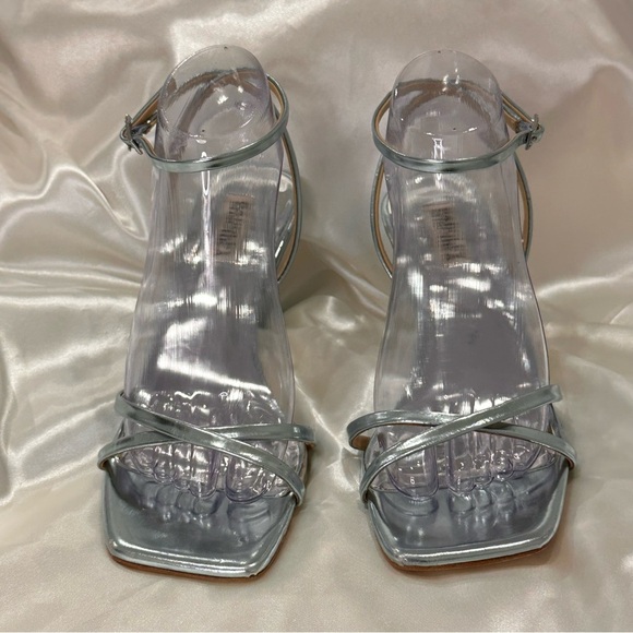 Badgley Mischka Callie Beaded Heel Sandal Bubble Heel Open Toe Metallic Size 9 - Picture 3 of 16